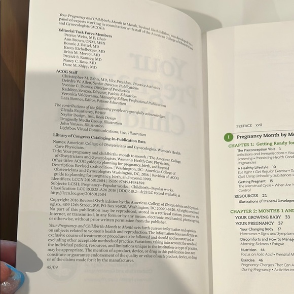 Your Pregnancy and Childbirth Book 6th & Newest Edition - Picture 4 of 4